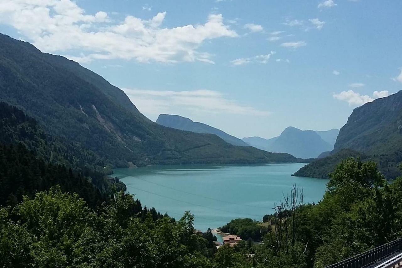 Chalet La Perla Molveno Bagian luar foto